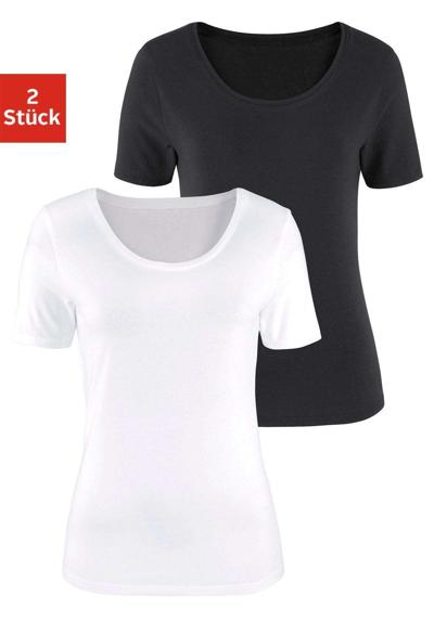 Рубашка с короткими рукавами (2 шт.), изготовлена из качественного эластичного хлопка.