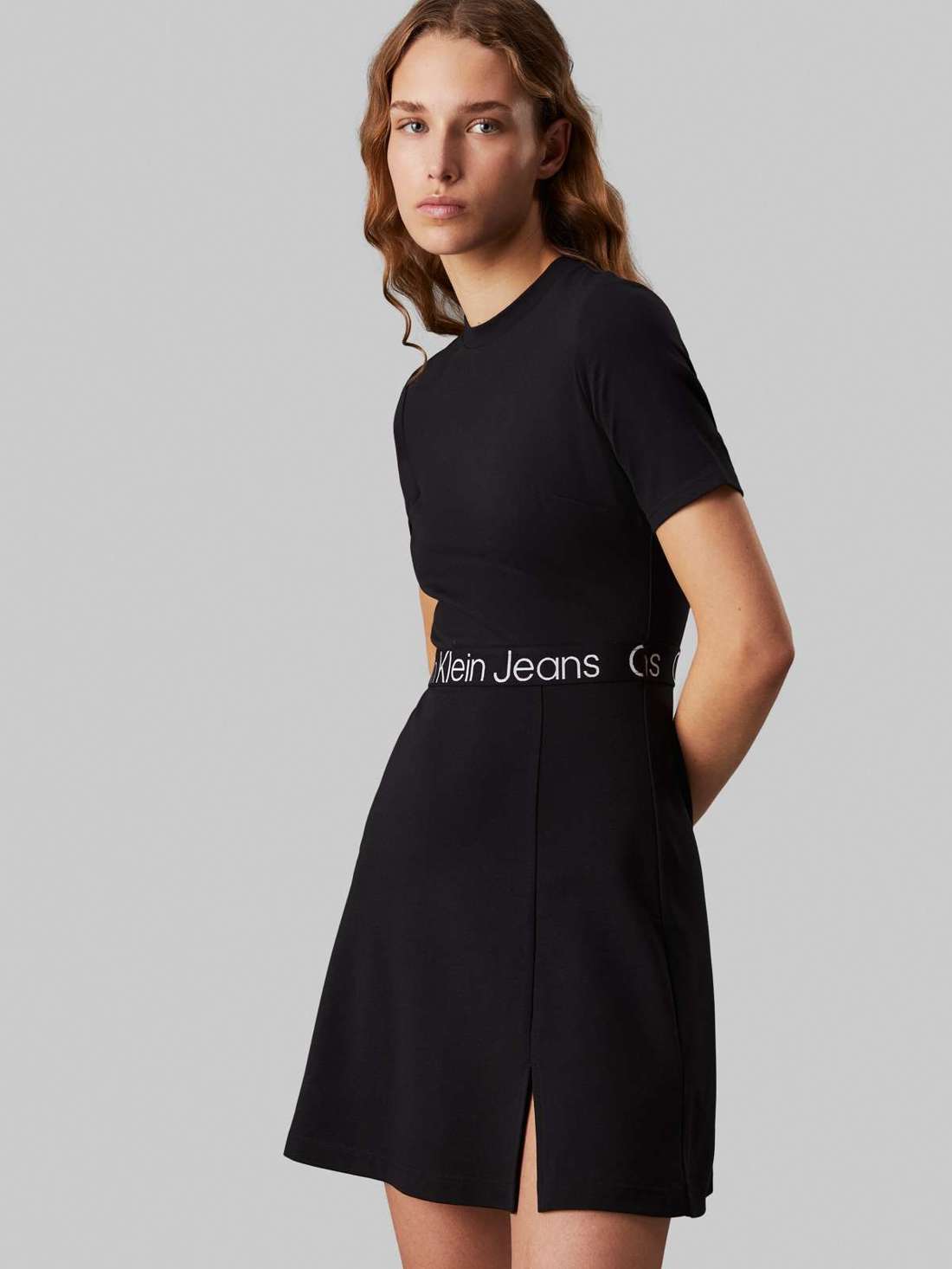 Платье Skater с надписью-логотипом TAPE MILANO SHORT SLEEVE DRESS