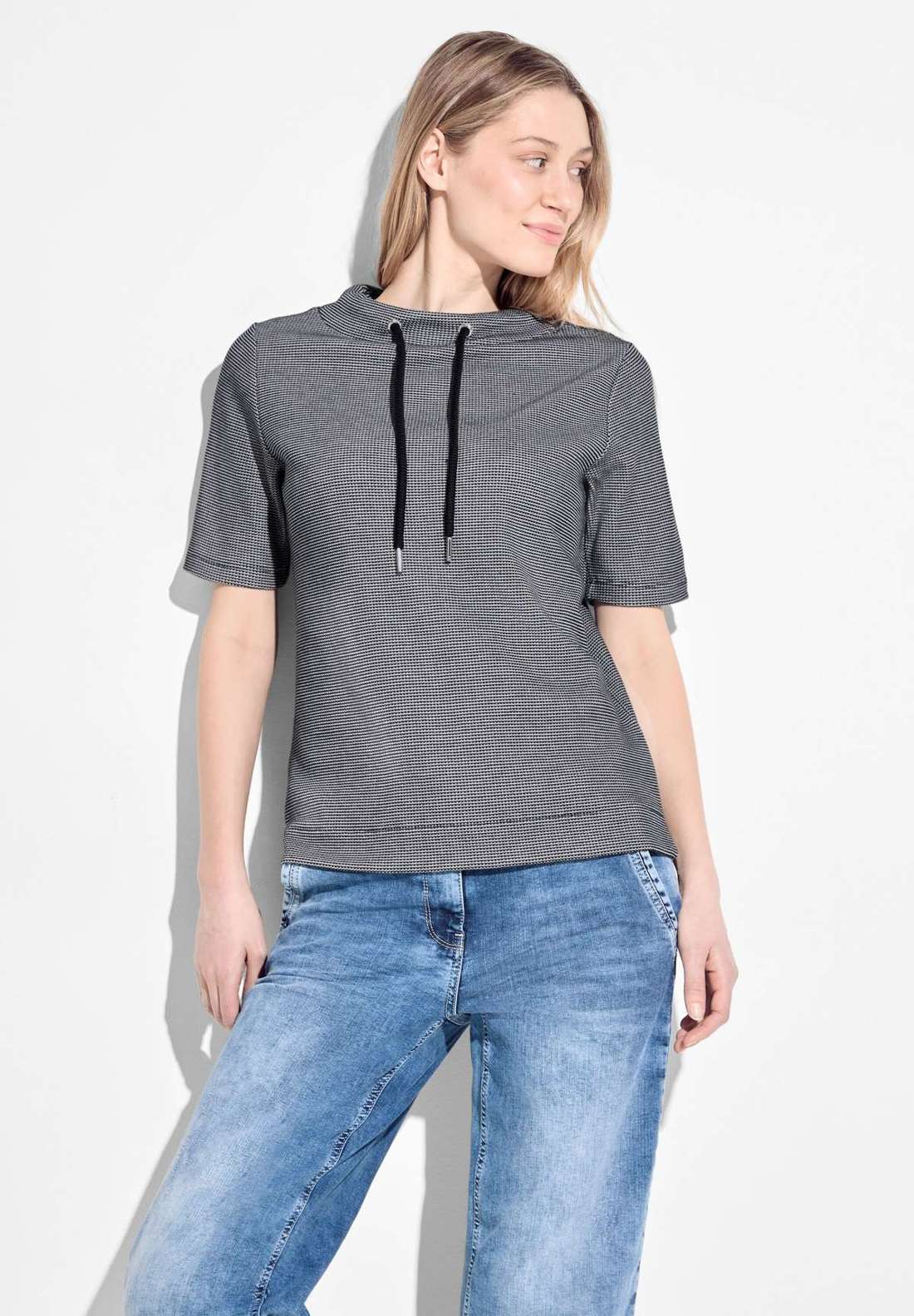 Рубашка с воротником-стойкой и воротником-стойкой