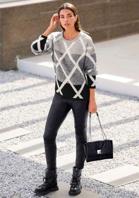 Свитер с круглым вырезом Pullover