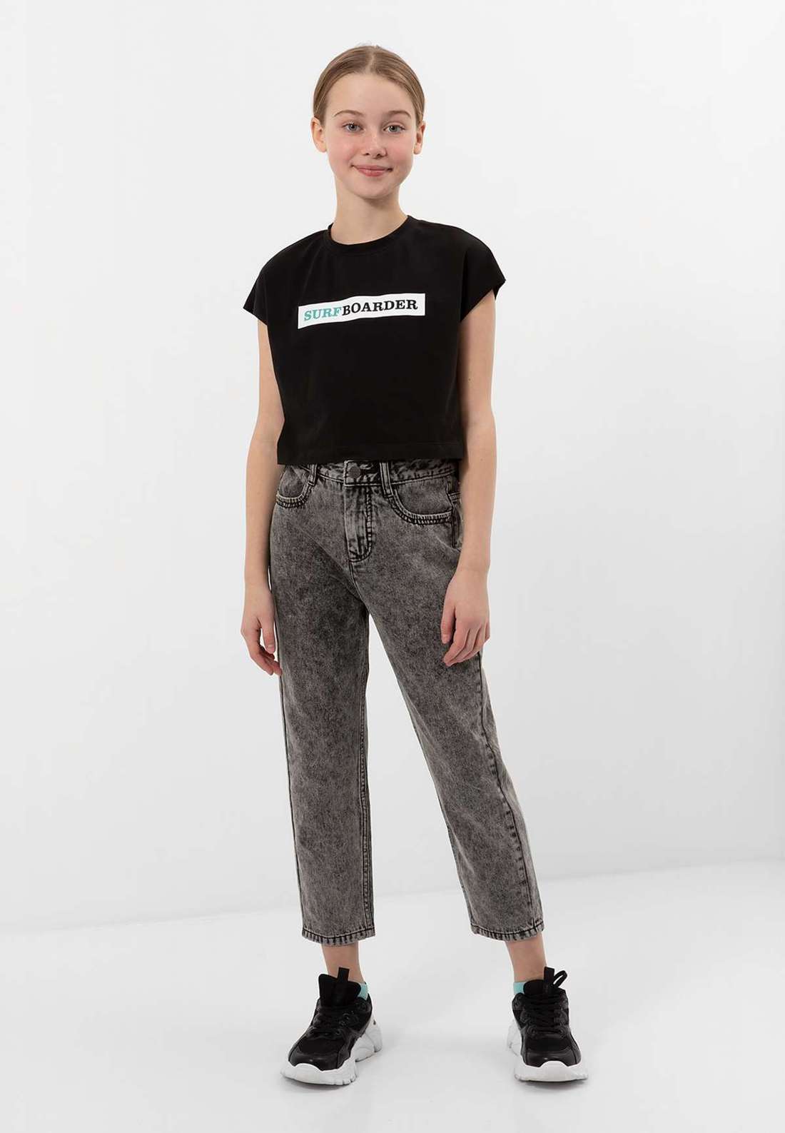 Удобные джинсы с потертостями