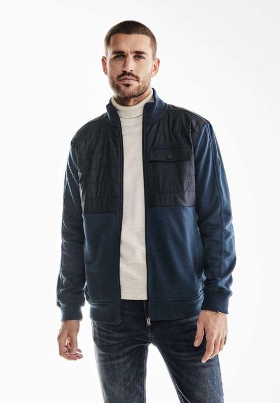 Толстовка с воротником стойкой