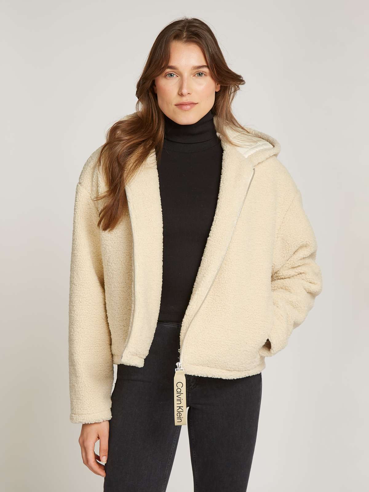 Плюшевая куртка с капюшоном с надписью-логотипом SHERPA JACKET