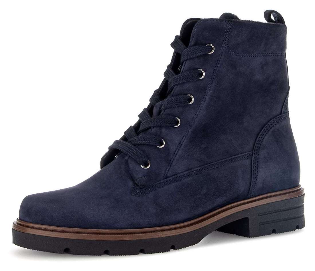ботинки на шнуровке