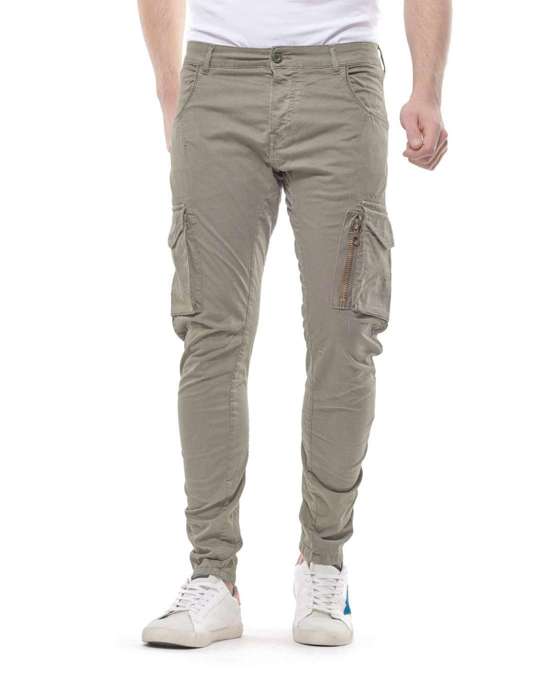 Брюки-карго классического дизайна. ALBAN