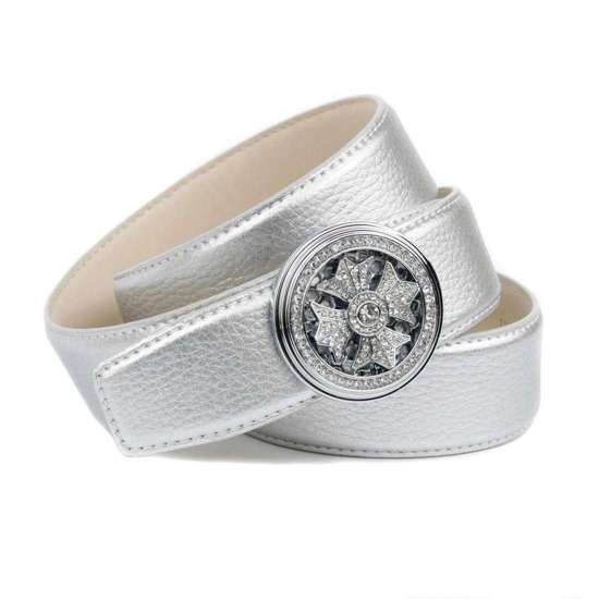 Кожаный ремень с ювелирной застежкой и поворотным механизмом.