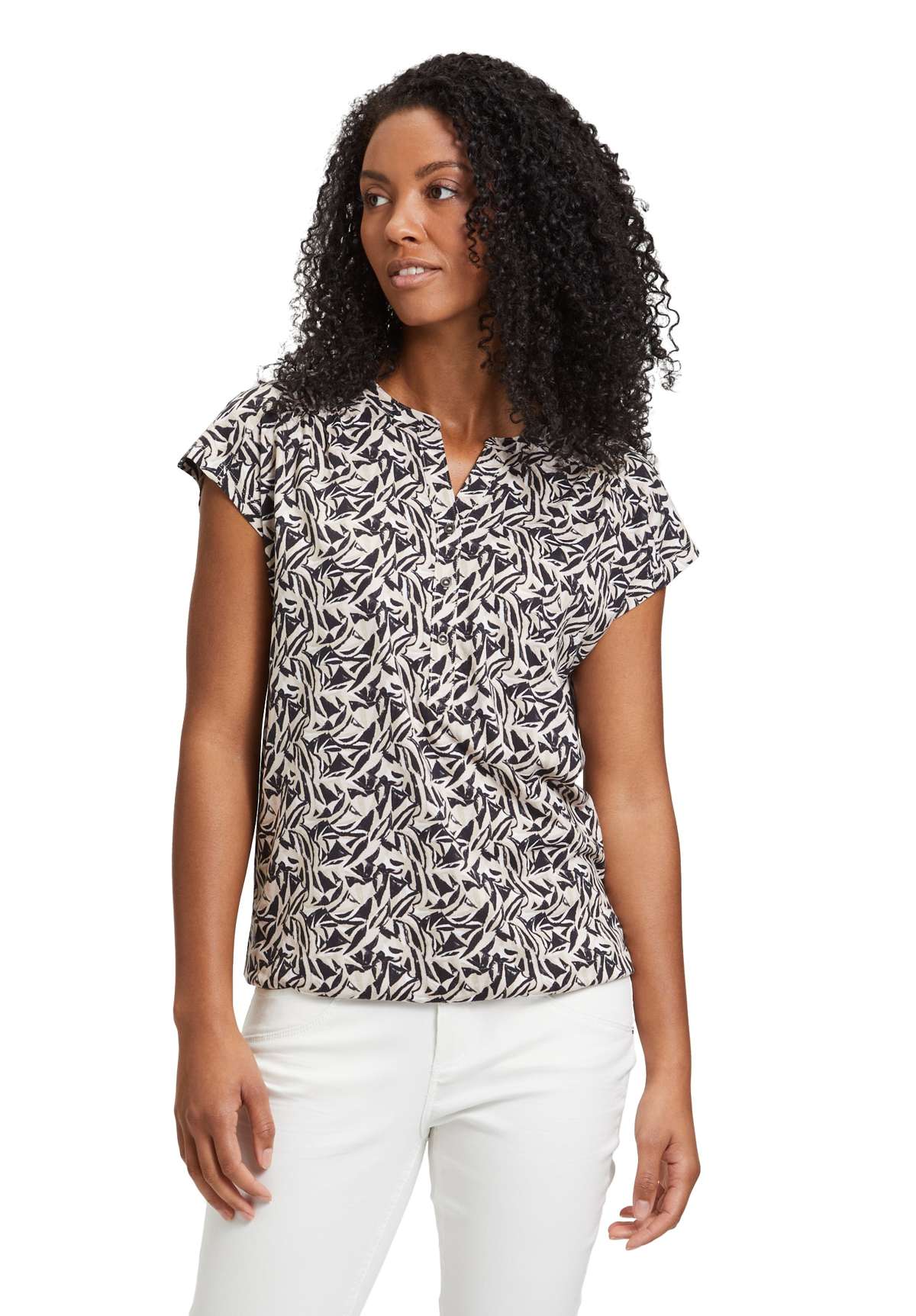 Рубашка с коротким рукавом Betty & Co Blusenshirt mit Knopfleiste