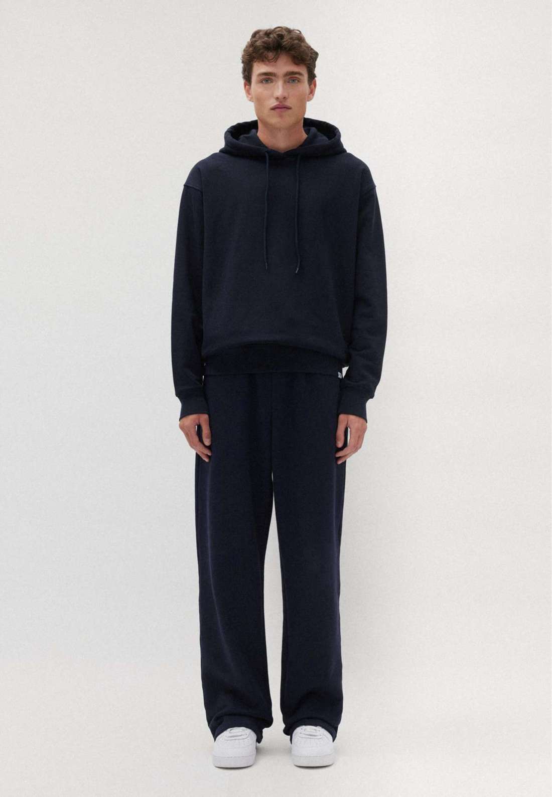 толстовка Studio