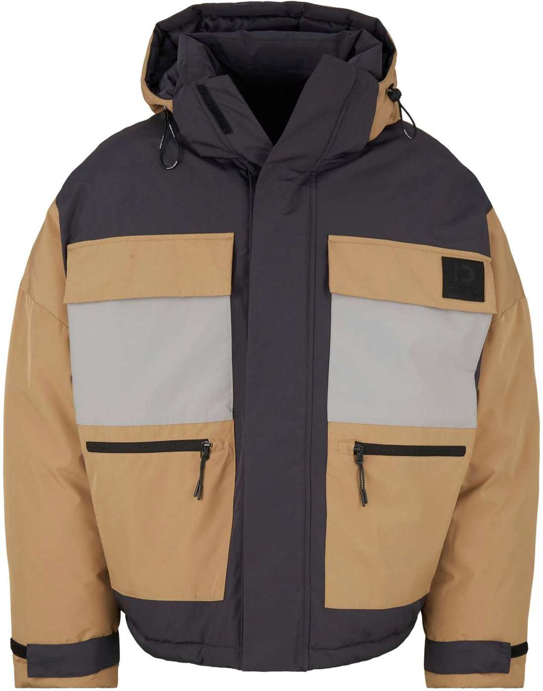 Уличная куртка с капюшоном