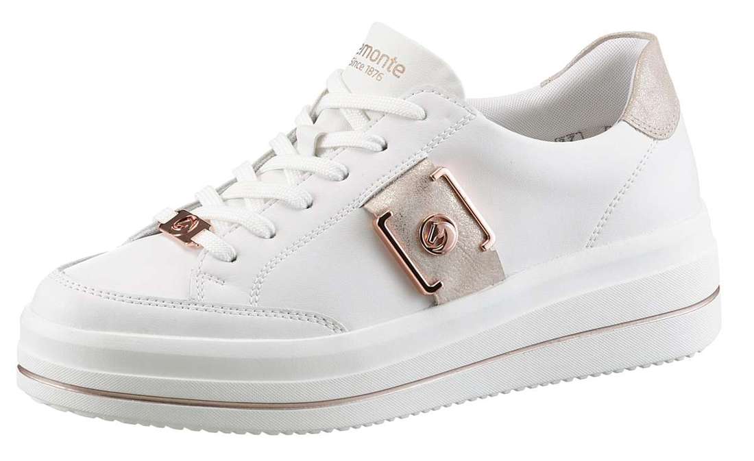 Кроссовки на платформе с мягкой стелькой