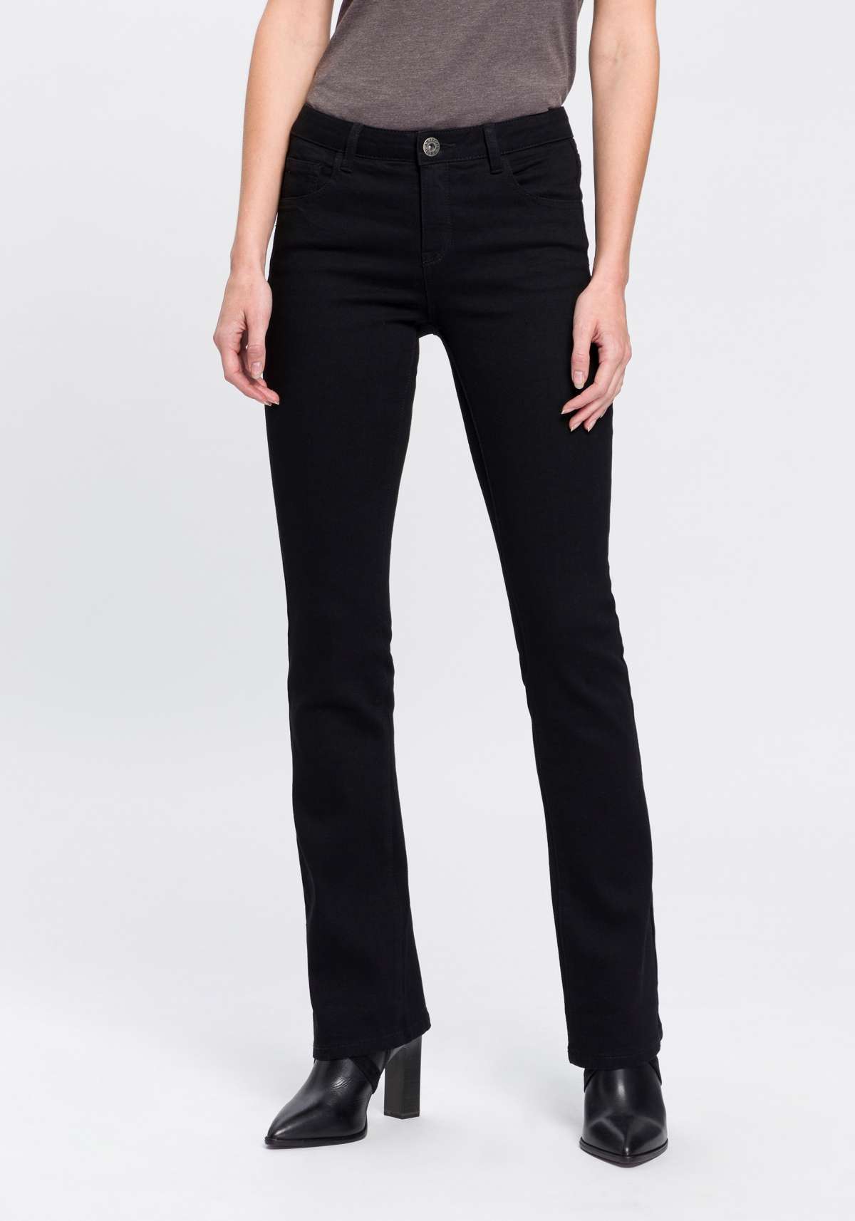 Джинсы Bootcut Ultra-Stretch