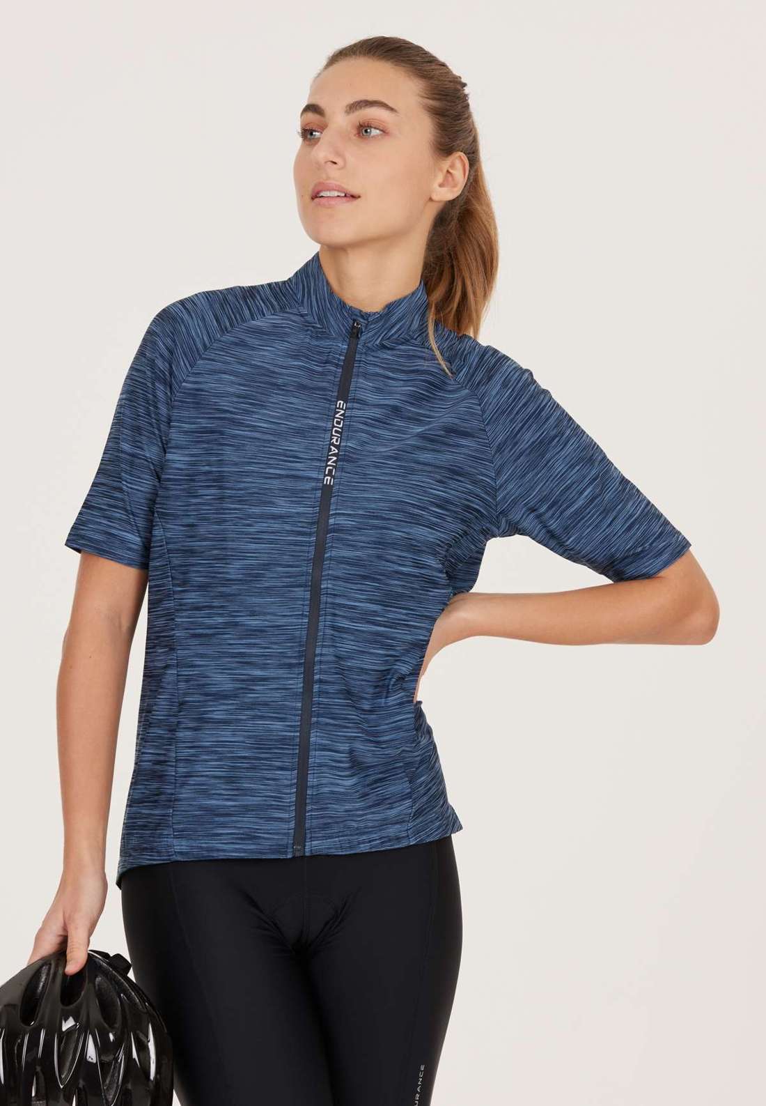 Велосипедный трикотаж Dora