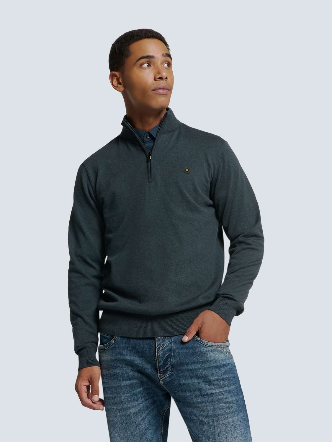 Свитер с круглым вырезом No Excess Pullover mit halbem Rei?verschluss von Timeless Basics