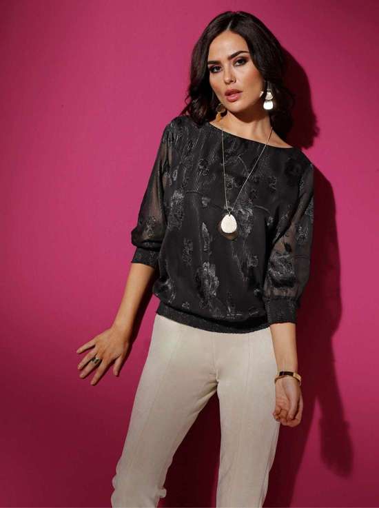 Блузка без шнуровки