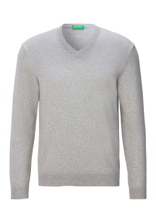Свитер с V-образным вырезом и фирменной этикеткой