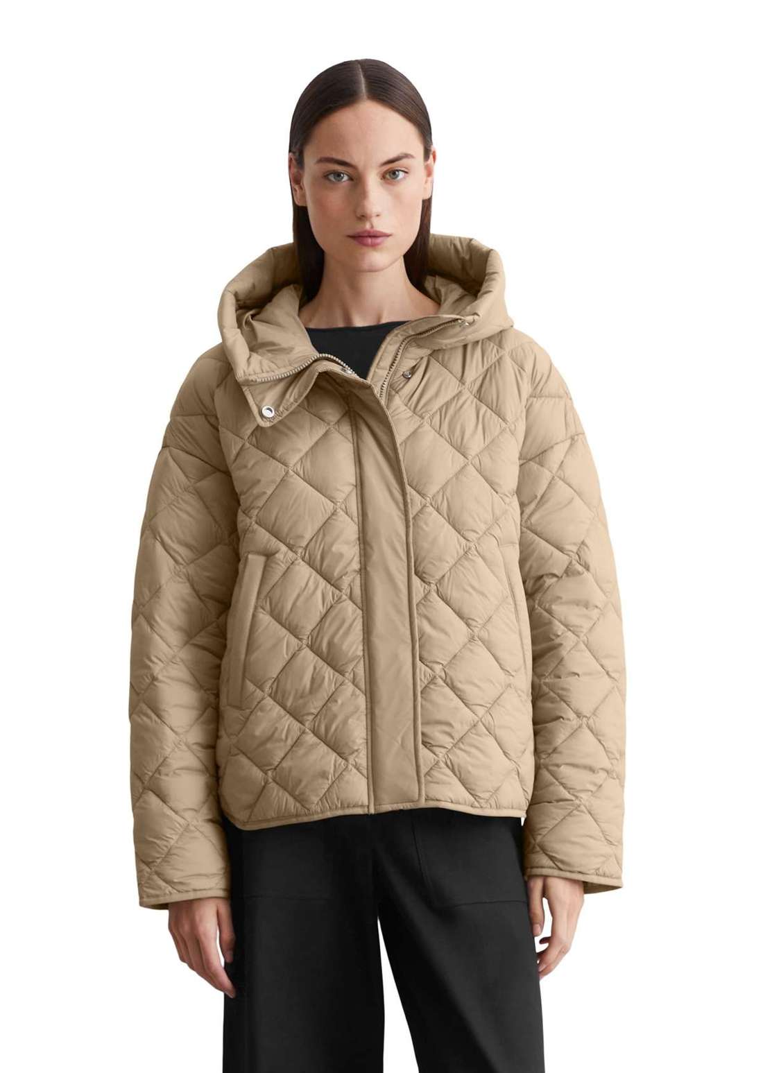 Уличная куртка aus recycelter Nylon-Performance-Qualität