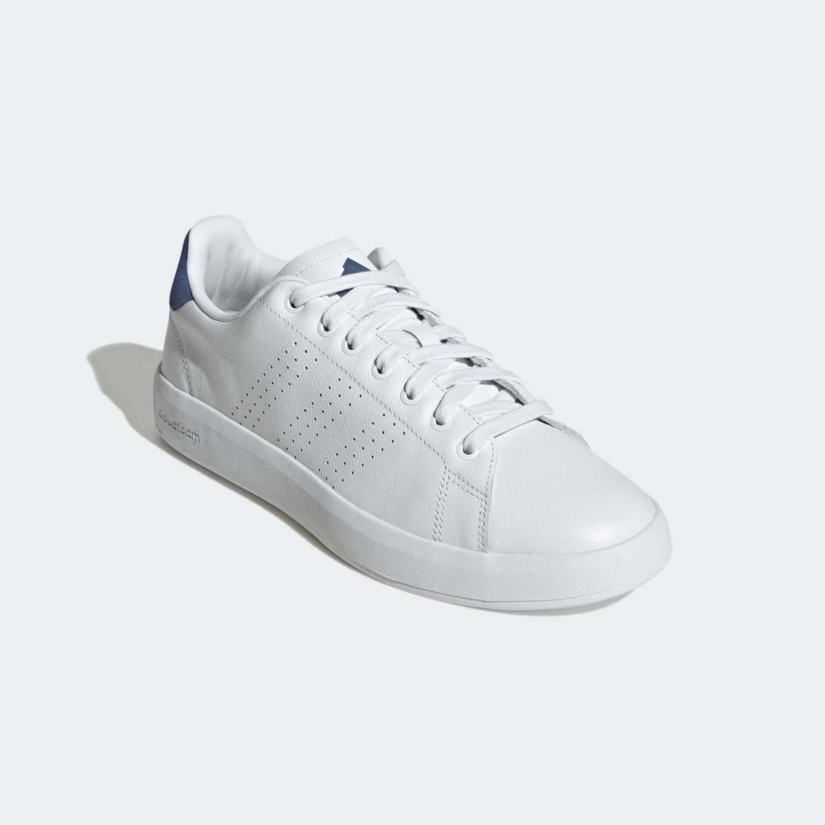 Теннисные кроссовки, дизайн по стопам Adidas Stan Smith