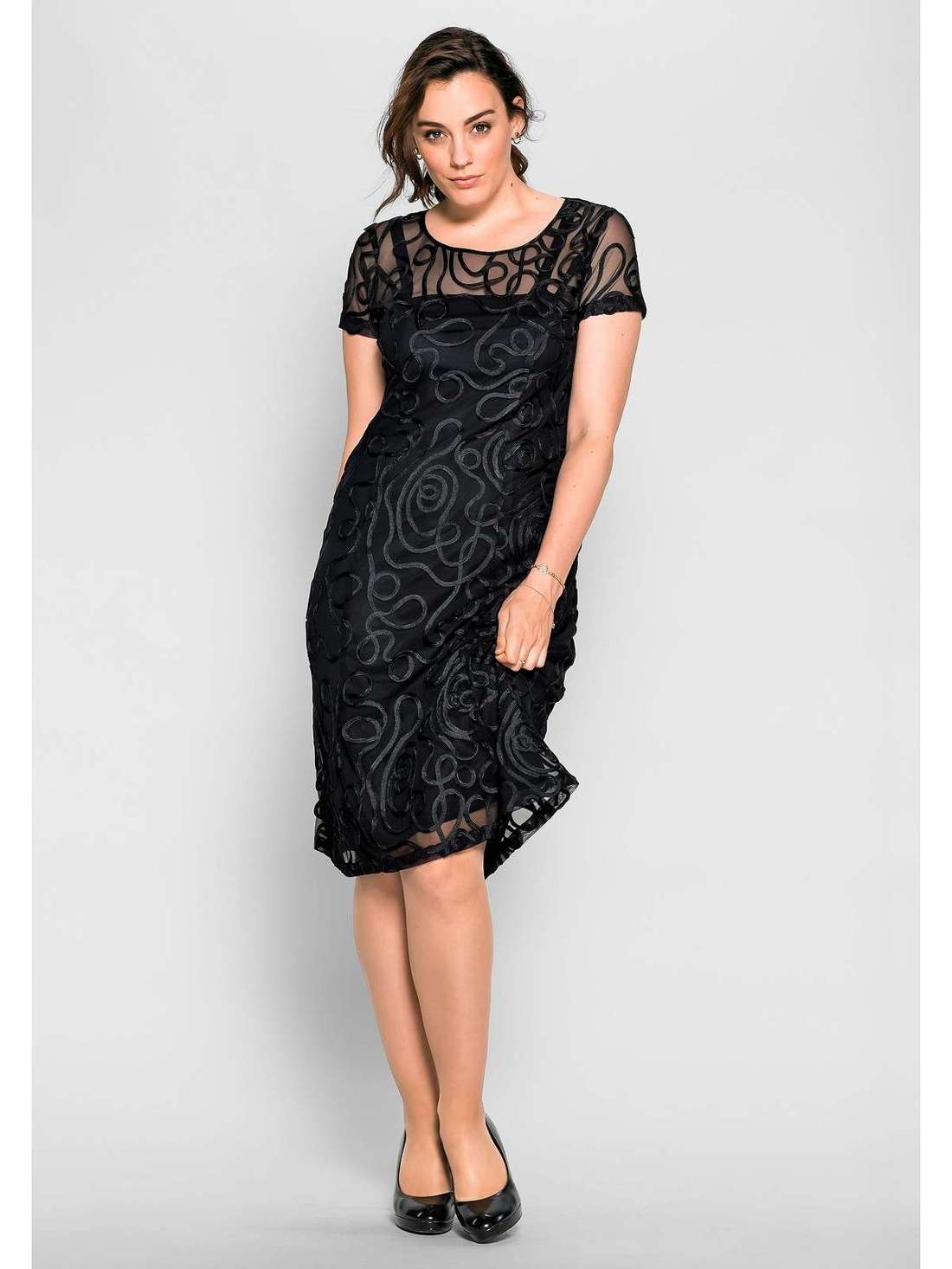 Кружевное платье слегка расклешенного кроя Große Größen