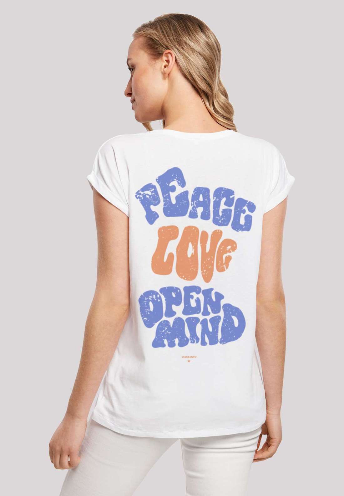 футболка Peace Love and Open Mind