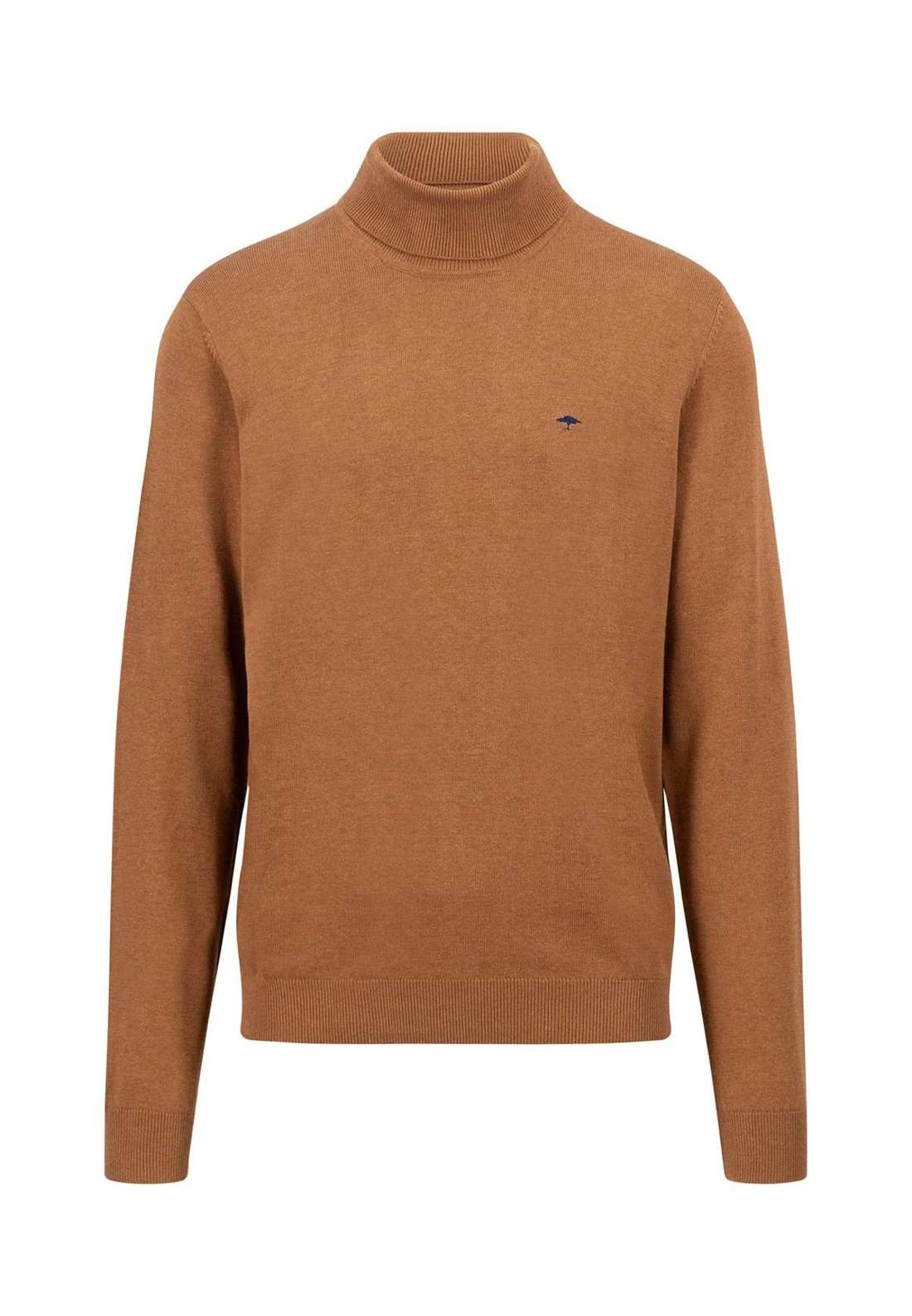 Свитер с высоким воротником и вышитым логотипом на груди.