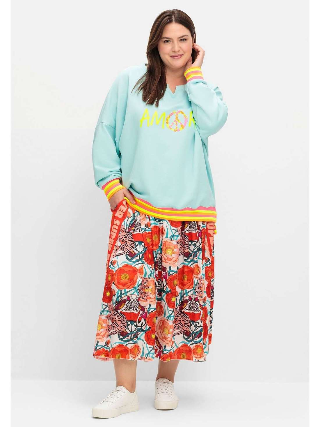 Летняя юбка слегка расклешенной формы. Große Größen