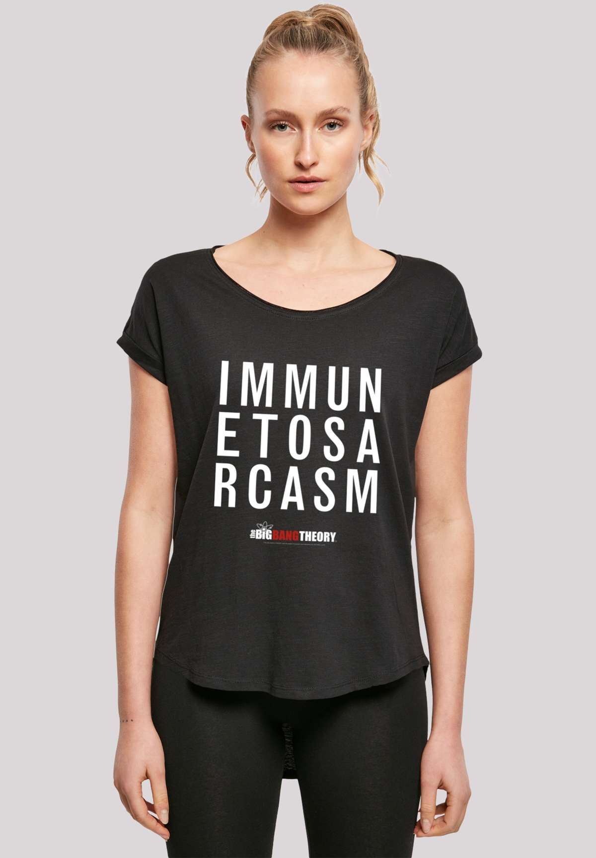 футболка Long Cut Shirt `Big Bang Theory Immune To Sarcasm`