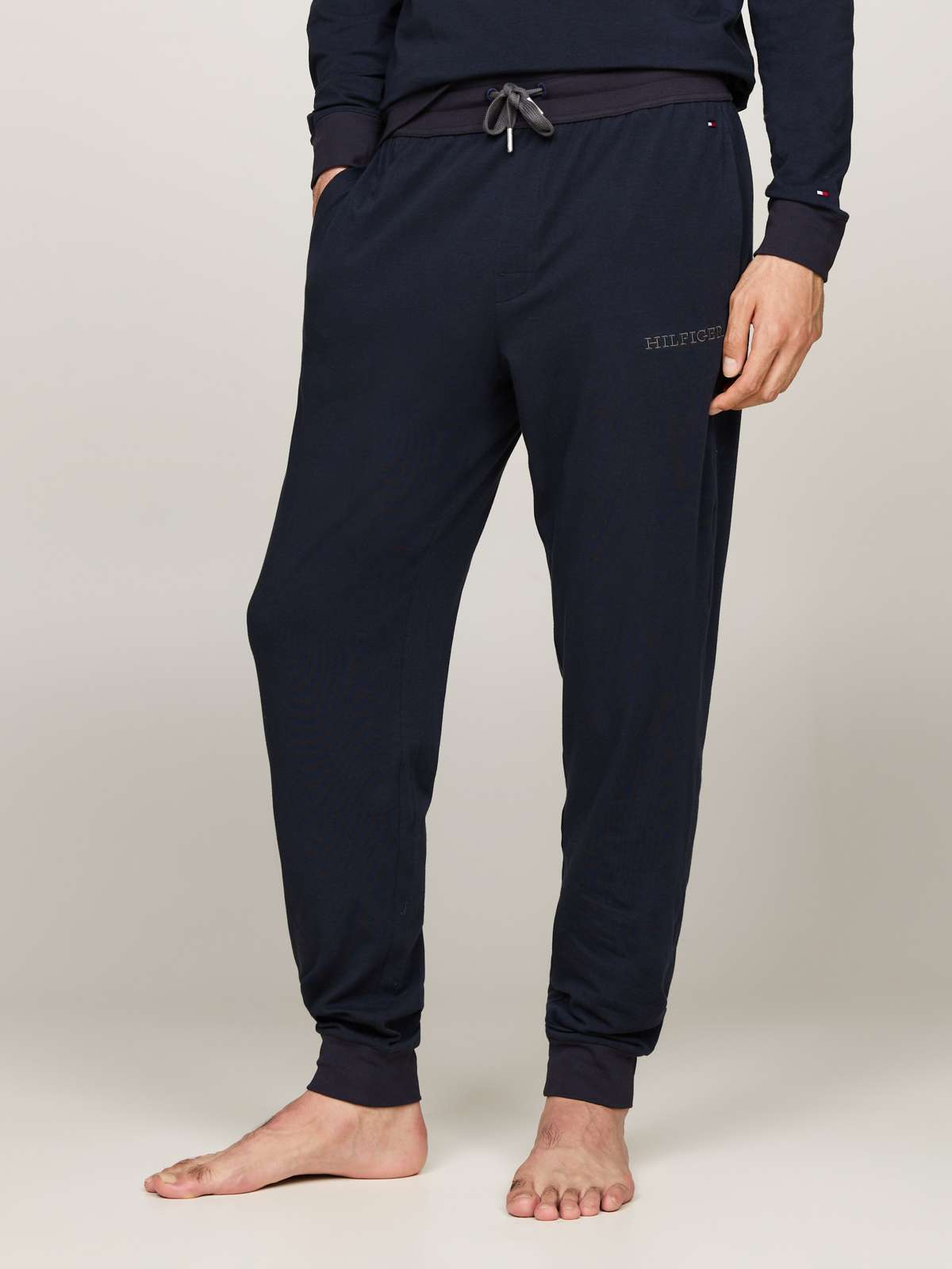 Спортивные брюки с боковыми карманами TRACK PANT