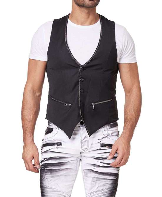 Жилет из софтшелла с большим принтом на спине.