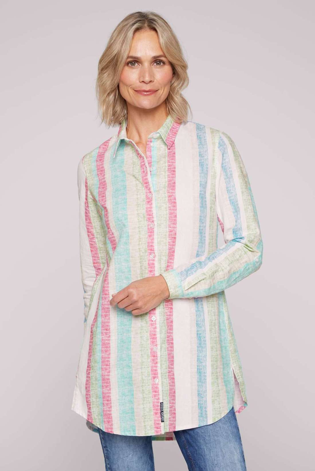 Блузка с длинными рукавами с отворотом