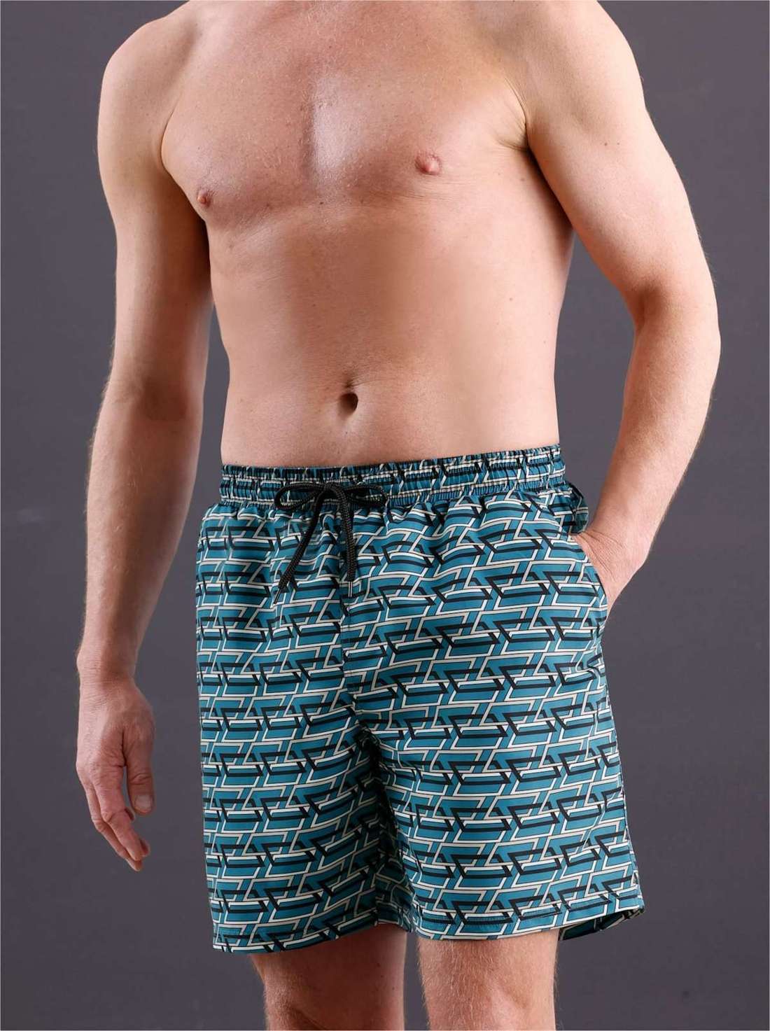 Шорты для плавания