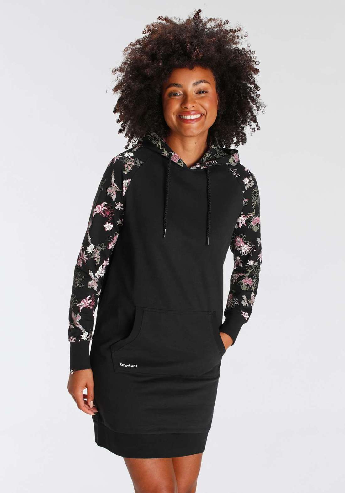 спортивное платье