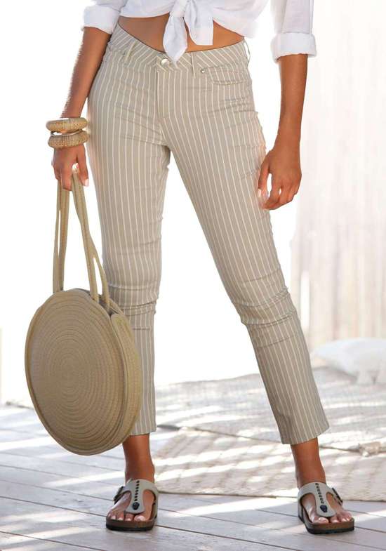 Джеггинсы 7/8 с полосатым принтом приталенного кроя