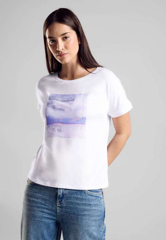 футболка с круглым вырезом