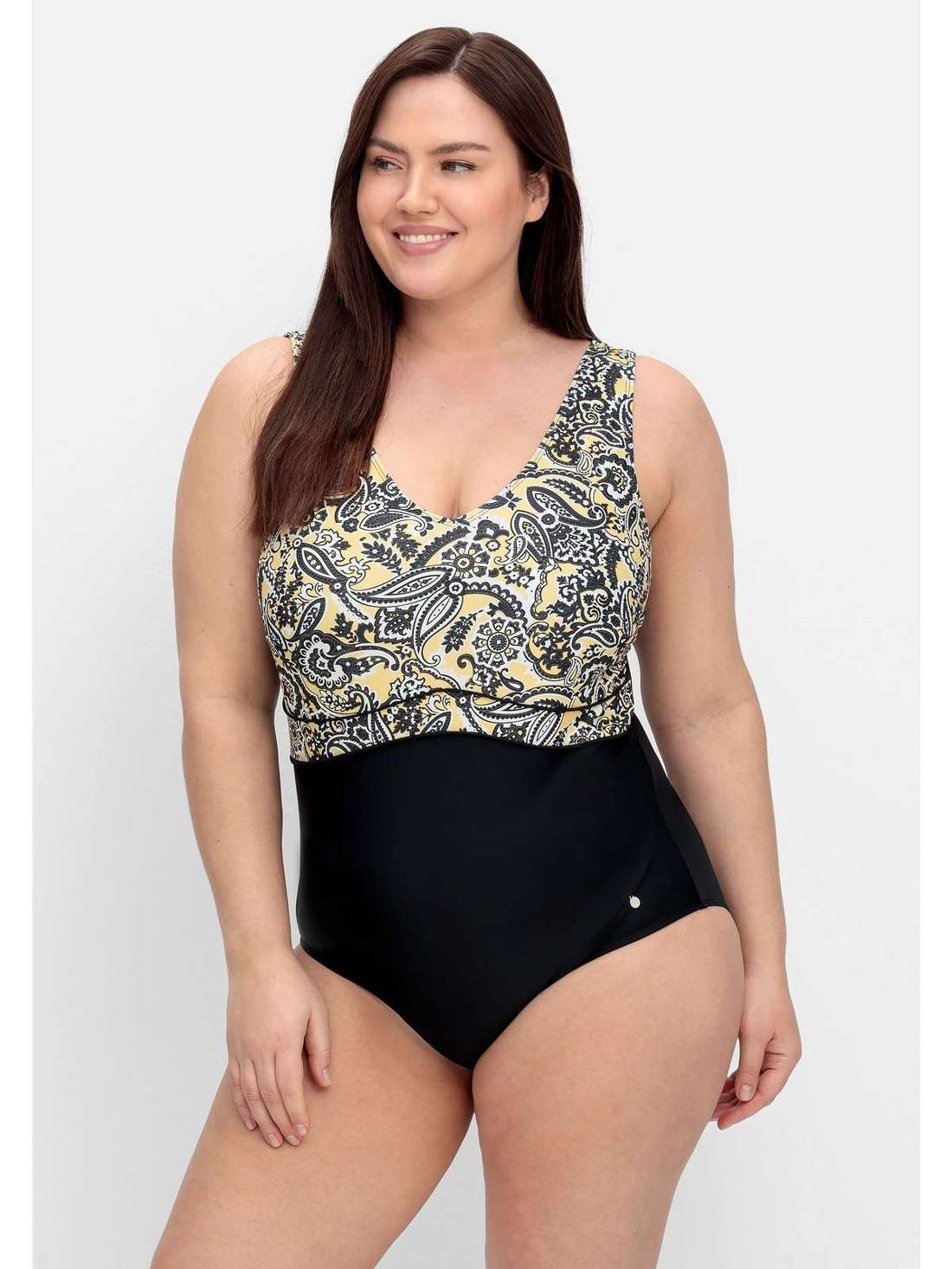 Купальник с низкой спинкой и моделирующим эффектом Große Größen