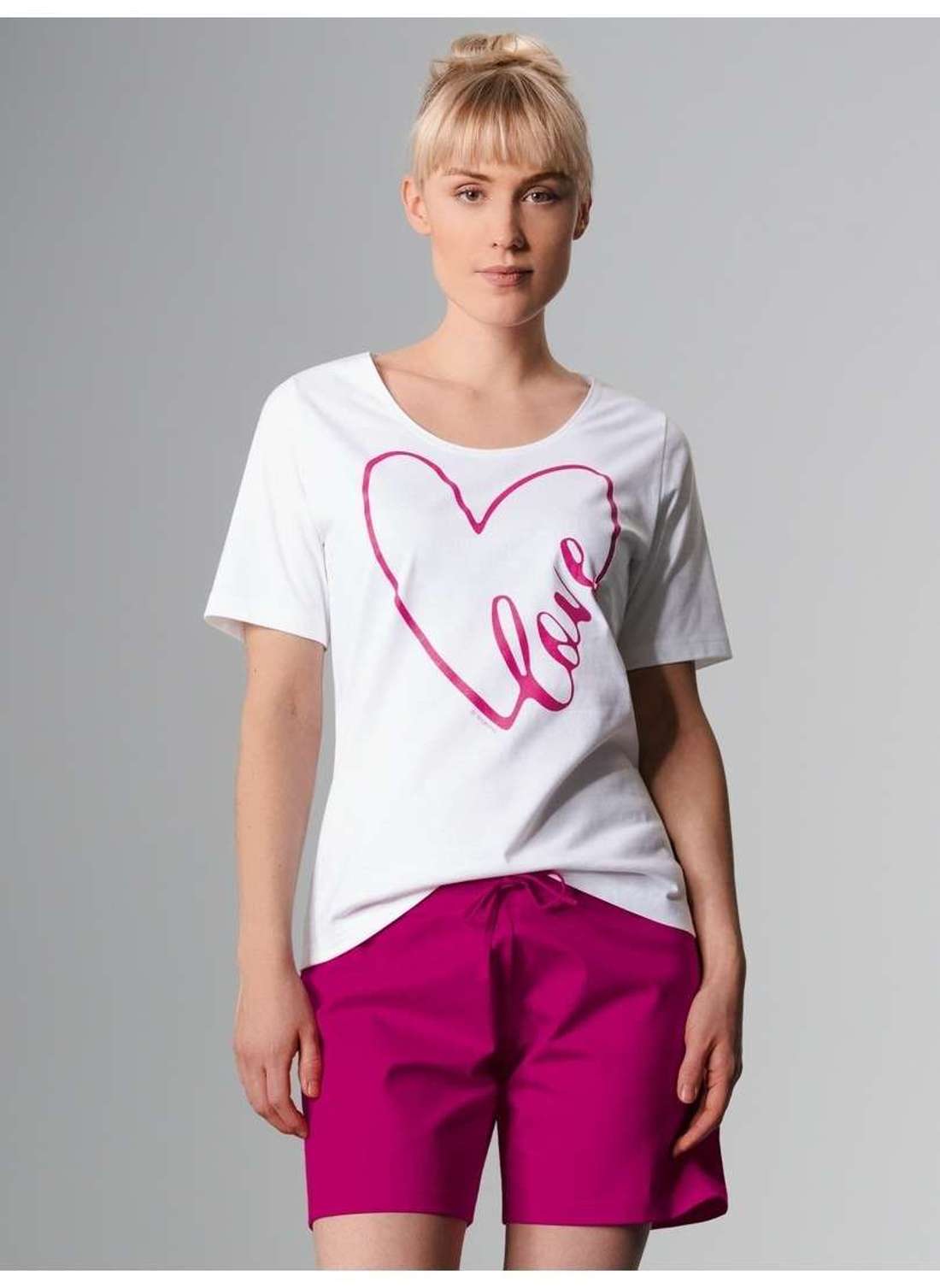 Пижамы TRIGEMA Kurzer Schlafanzug mit großem Print-Motiv