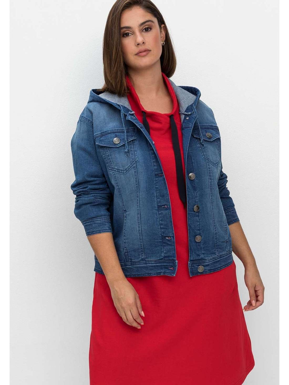 Короткая джинсовая куртка с капюшоном и капюшоном Große Größen