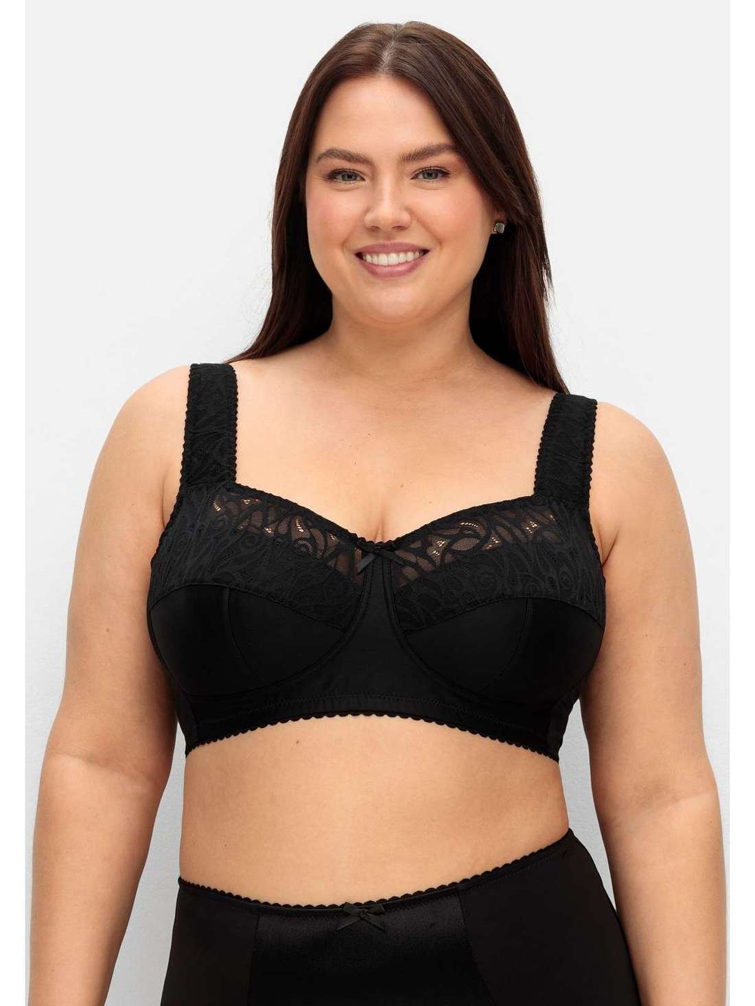 Рельефный бюстгальтер с прозрачным кружевом Große Größen