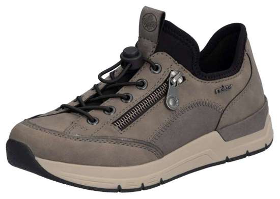 кроссовки на шнуровке