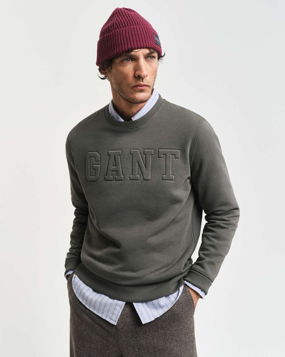 толстовка EMBOSSED C-NECK SWEAT