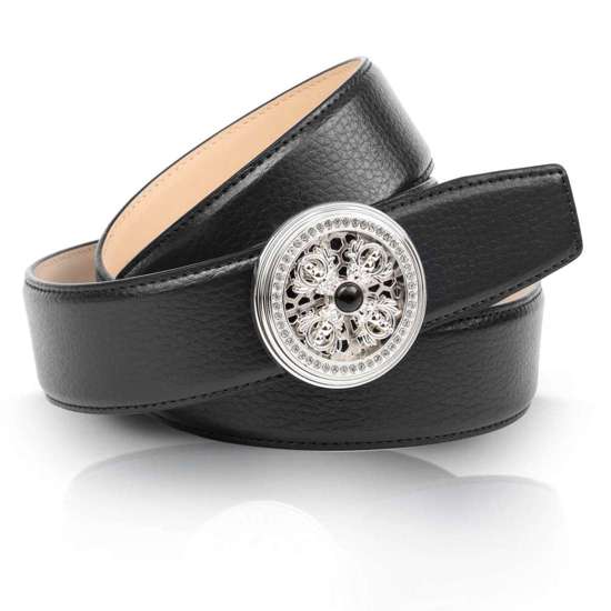 Кожаный ремень с пряжкой