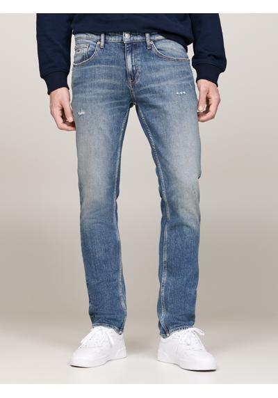 Джинсы узкого кроя