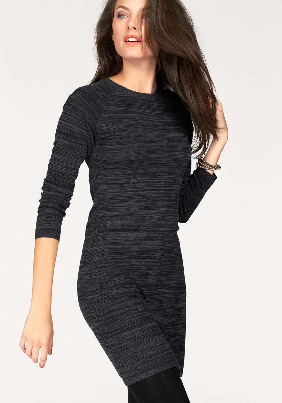 Трикотажное платье на молнии