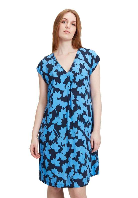 Платье с принтом Betty & Co Casual-Kleid mit Print