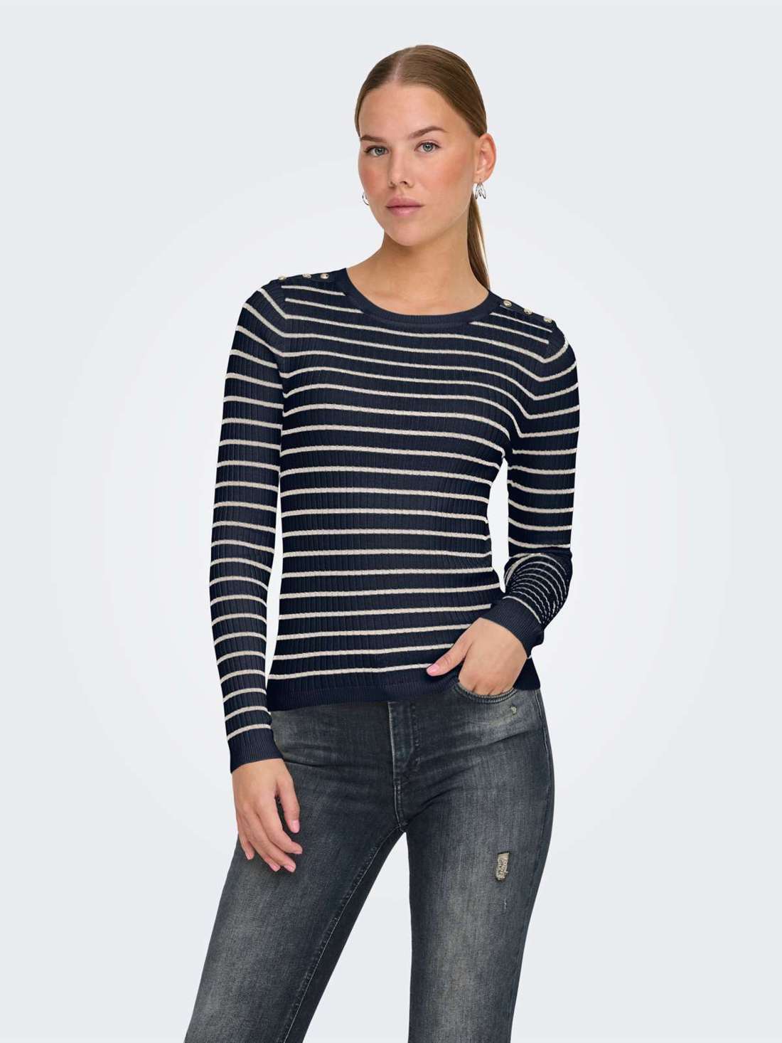 Вязаный свитер ONLMILA LS STRIPE BUTTON O-NECK CC KNT