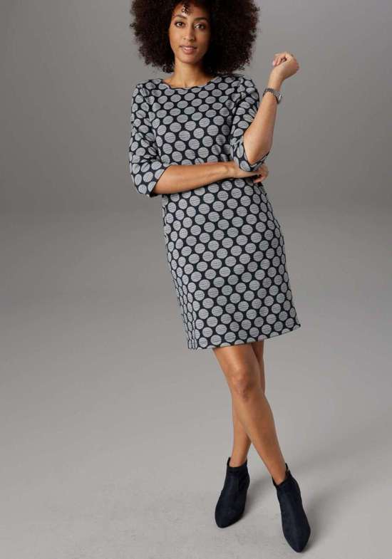 Платье из джерси с горошек и полосками