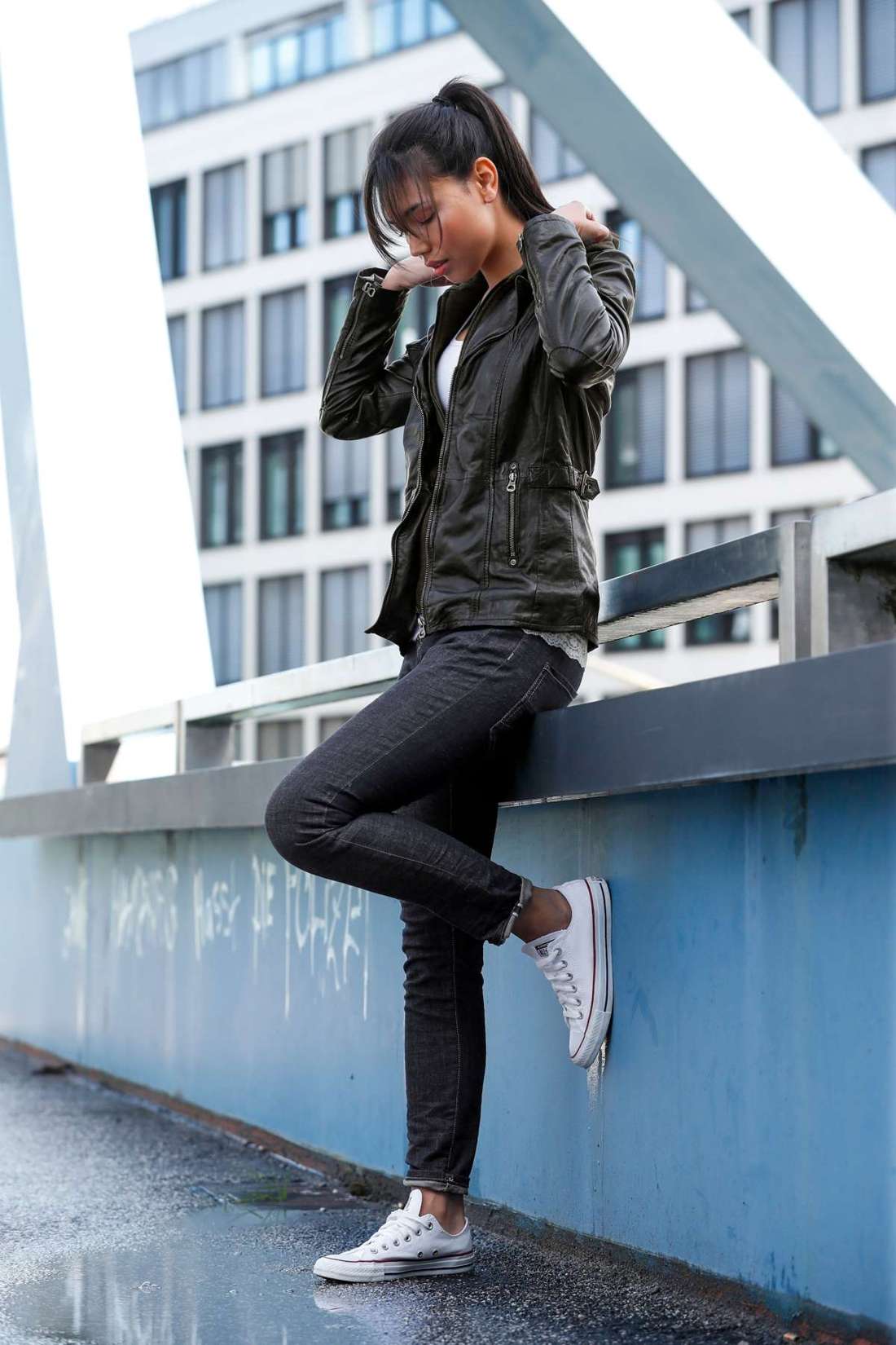 Кожаная куртка с капюшоном Adelyn