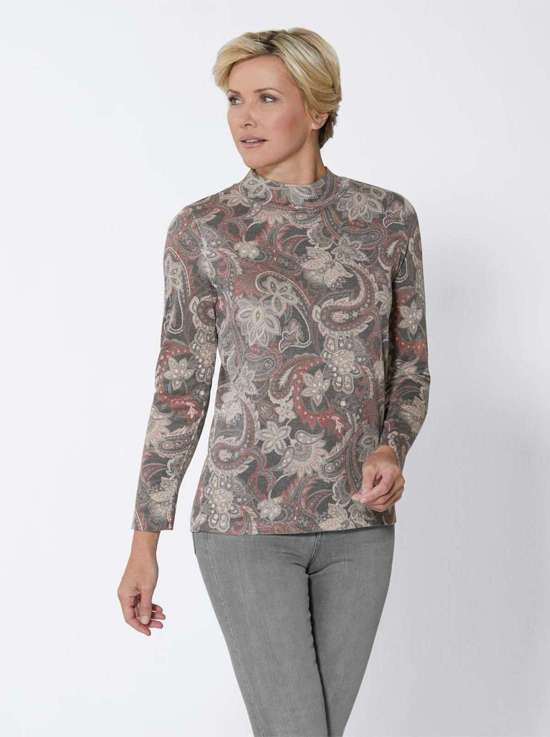 Свитер с воротником-стойкой Pullover