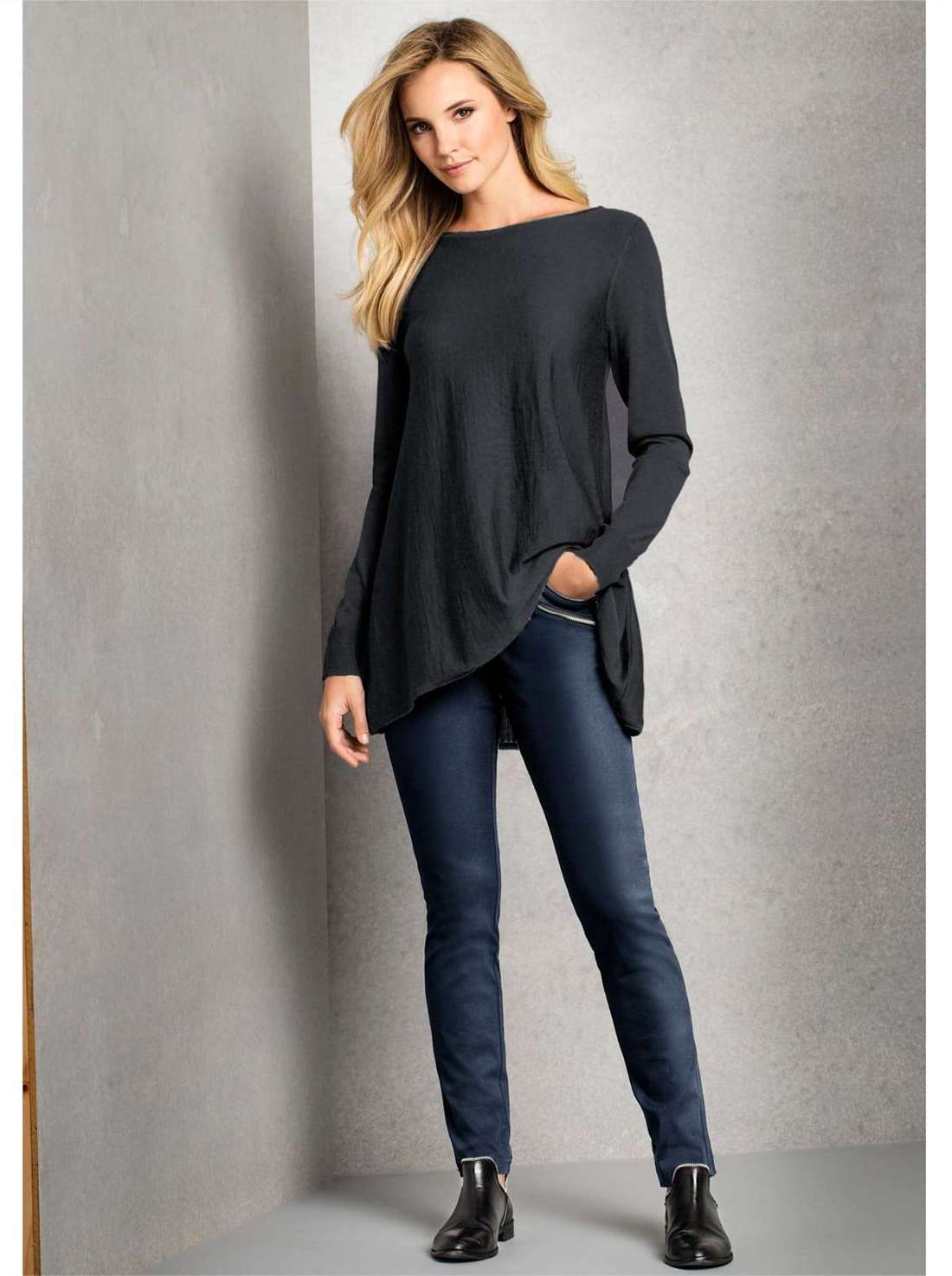 Свитер с круглым вырезом Pullover