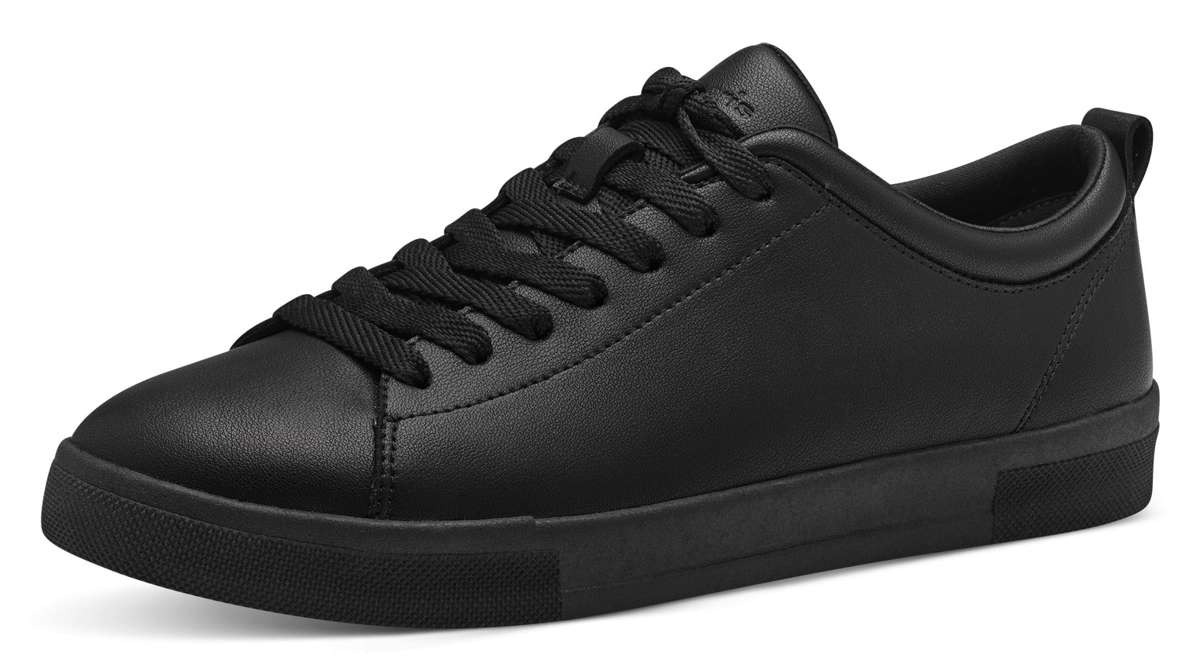 кроссовки Basic