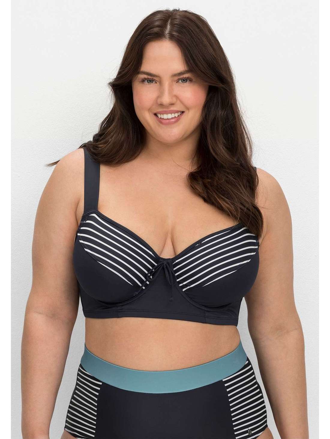 Лиф бикини на косточках с полосками на косточках Große Größen